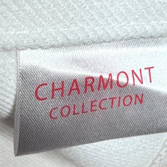 Two Charmont Collection Gnome Sweet Gnome Hand Towels White Red Designs Holiday - Picture 7 of 8